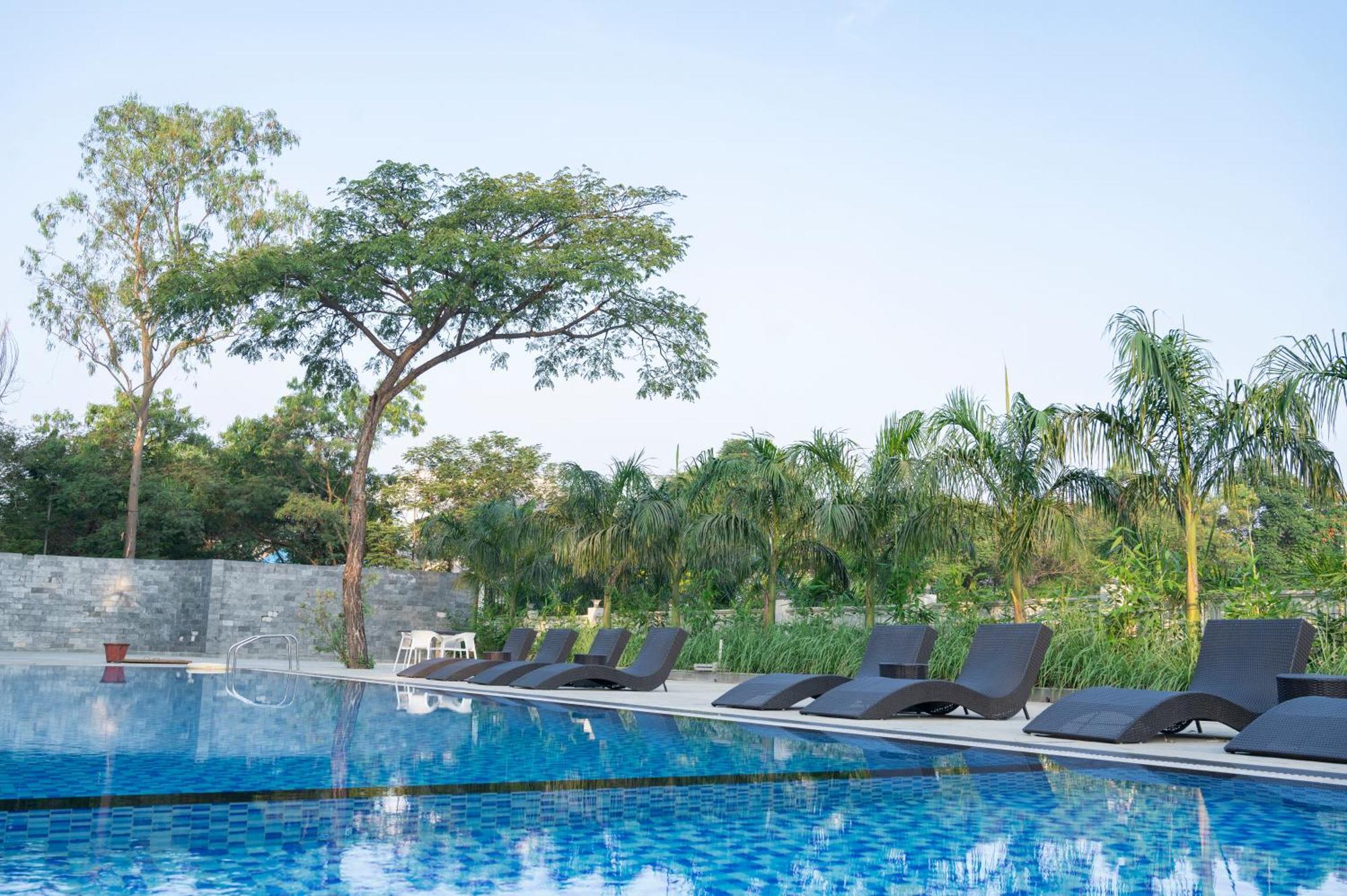 Sterling Stolen Heaven Lonavala Hotel Bagian luar foto